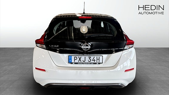 Nissan Leaf 4 of 19