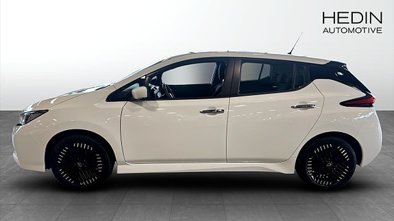 Nissan Leaf 2 of 19