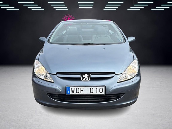 Peugeot 307 CC 3 of 5