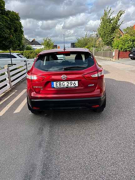 Nissan Qashqai 2 of 5
