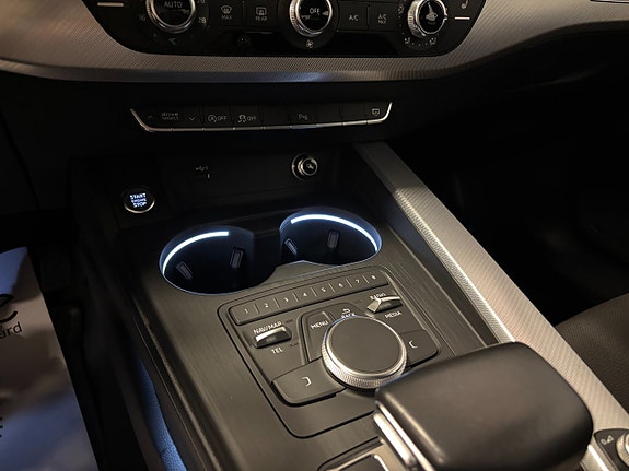 Audi A4 10 of 19