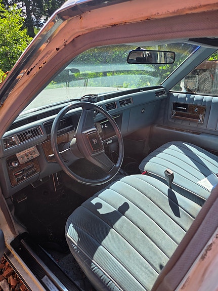 Cadillac Seville 4 of 5