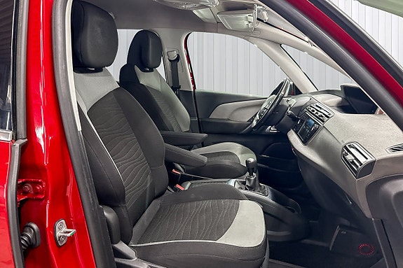 Citroen C4 Picasso 17 of 20