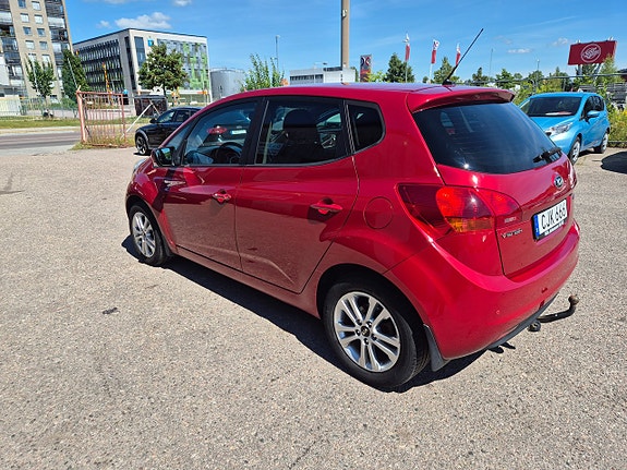 Kia Venga 4 of 5