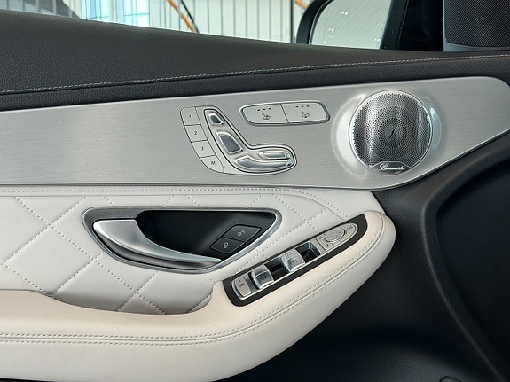Mercedes-Benz GLC43 8 of 25