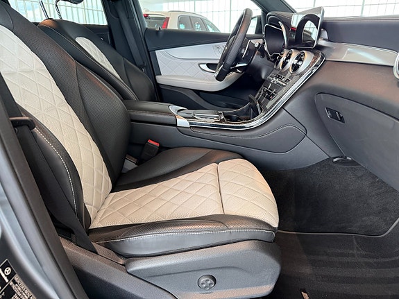Mercedes-Benz GLC43 15 of 25