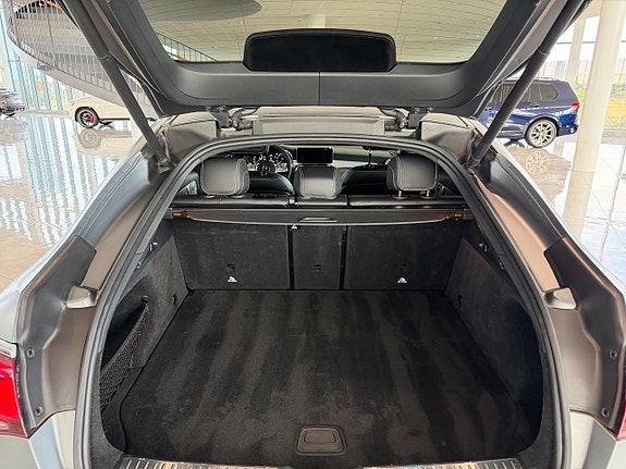 Mercedes-Benz GLC43 12 of 25