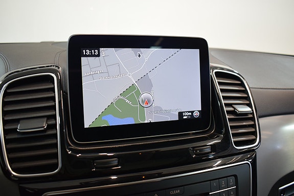 Mercedes-Benz GLE400 19 of 23