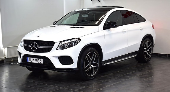 Mercedes-Benz GLE400 2 of 5