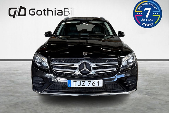 Mercedes-Benz GLC220 d 2 of 5