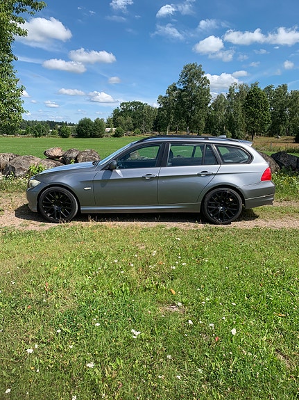 BMW 320d 5 of 5