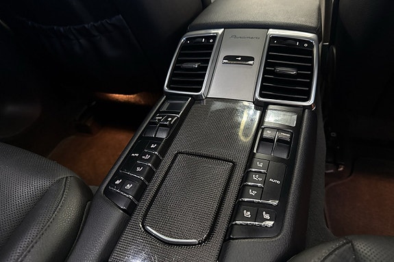 Porsche Panamera S 20 of 21