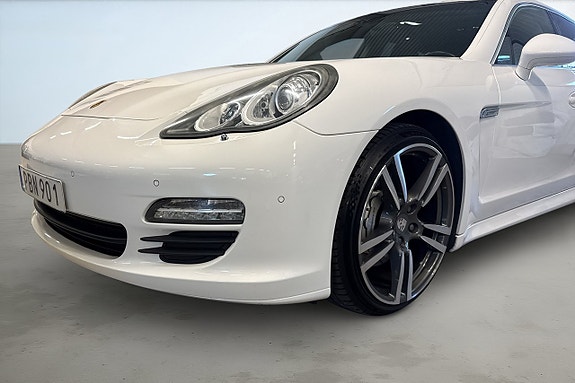Porsche Panamera S 9 of 21