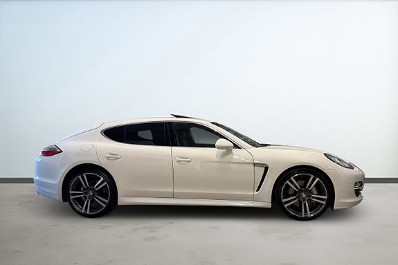 Porsche Panamera S 6 of 21