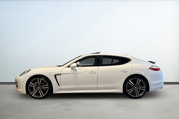 Porsche Panamera S 2 of 5