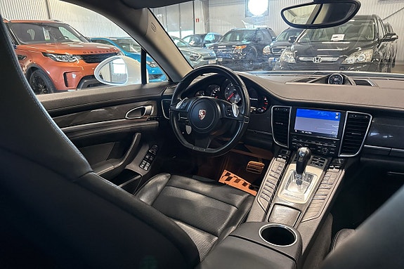 Porsche Panamera S 21 of 21