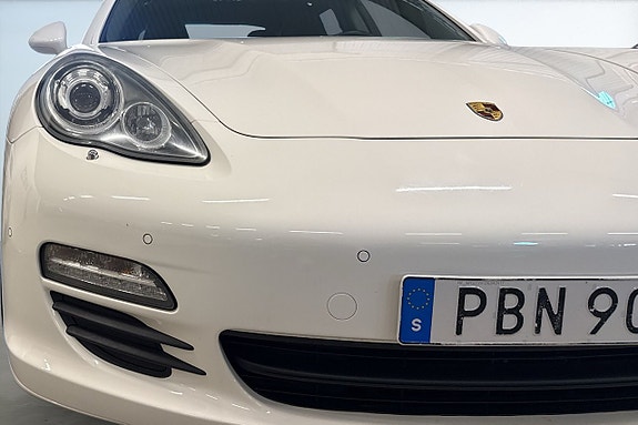 Porsche Panamera S 10 of 21