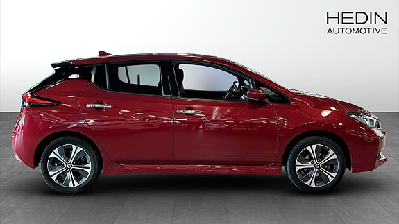 Nissan Leaf 6 of 19