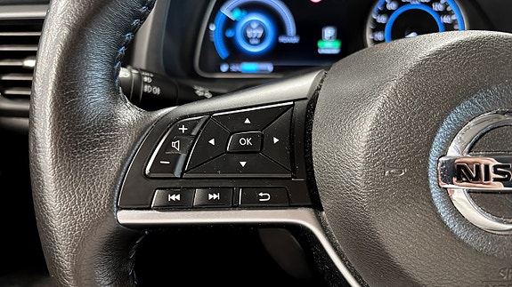 Nissan Leaf 14 of 19