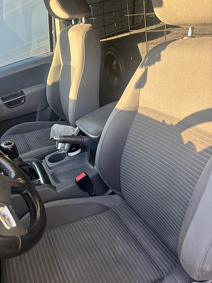 Volkswagen Amarok 7 of 10