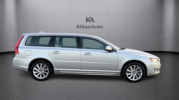 Volvo V70 3 of 23