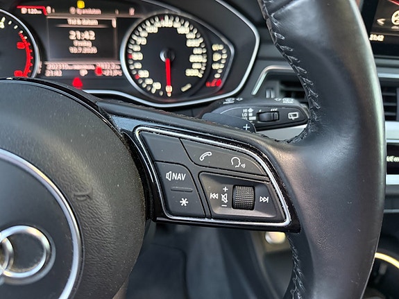 Audi A4 23 of 27