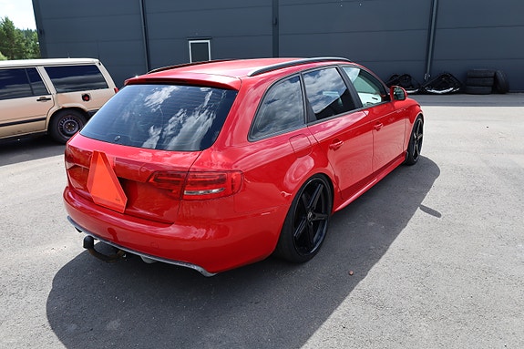 Audi A4 3 of 6