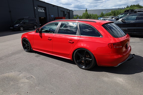 Audi A4 2 of 6