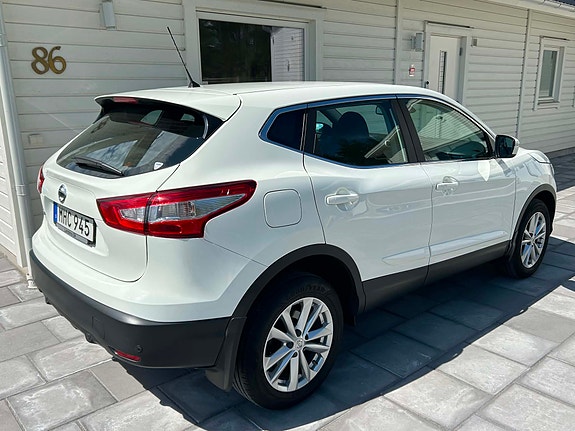 Nissan Qashqai 3 of 5