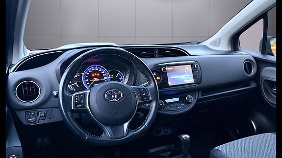 Toyota Yaris 17 of 18