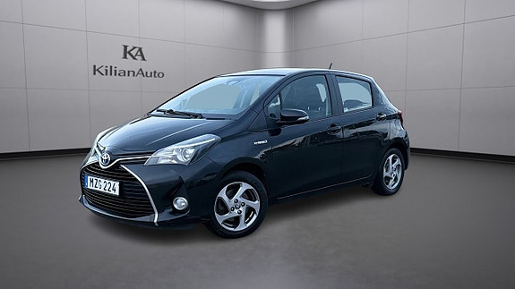 Toyota Yaris 7 of 18