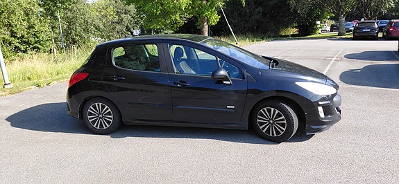 Peugeot 308 5 of 5