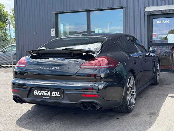 Porsche Panamera GTS 13 of 30