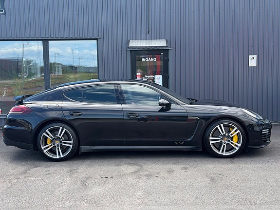 Porsche Panamera GTS 9 of 30