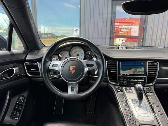Porsche Panamera GTS 17 of 30