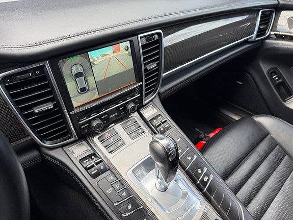 Porsche Panamera GTS 30 of 30