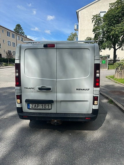 Renault Trafic 3 of 5