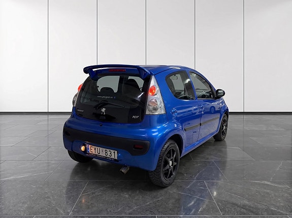 Peugeot 107 4 of 5