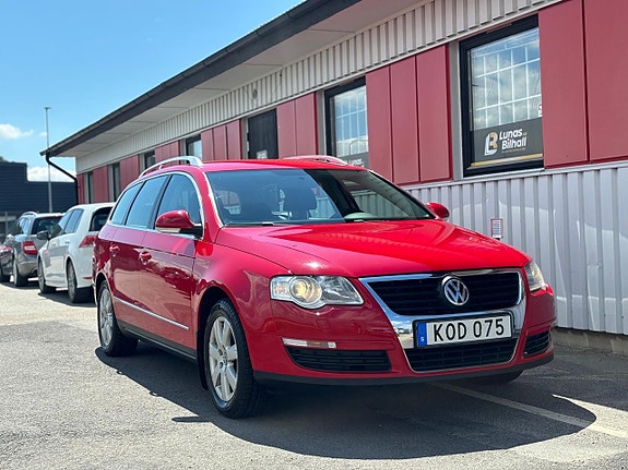 Volkswagen Passat 5 of 24