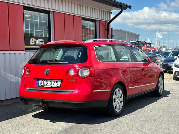 Volkswagen Passat 7 of 24