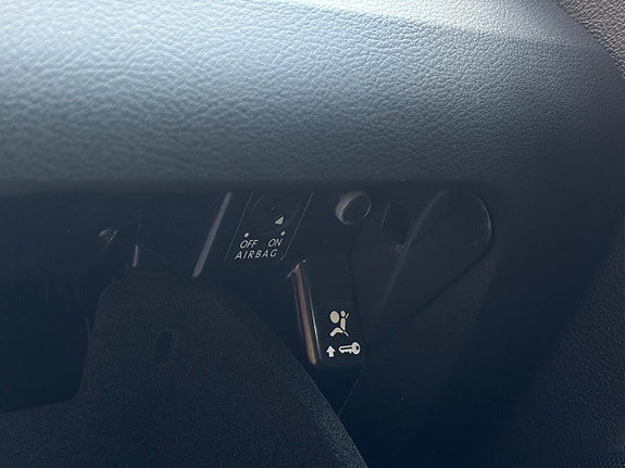 Volkswagen Passat 22 of 24