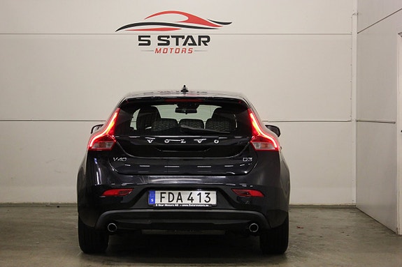 Volvo V40 5 of 16