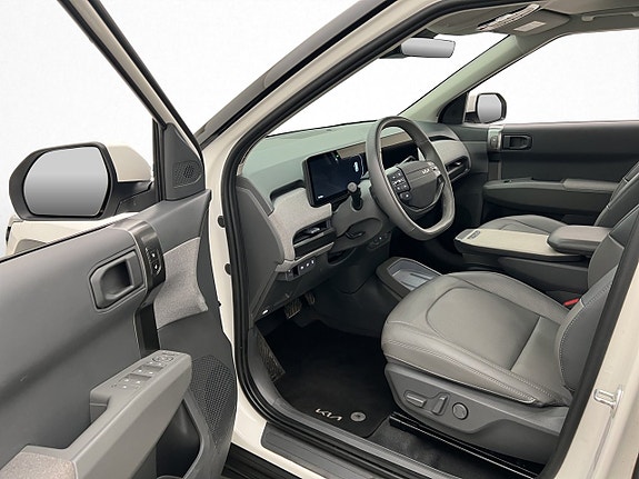 Kia EV3 11 of 30