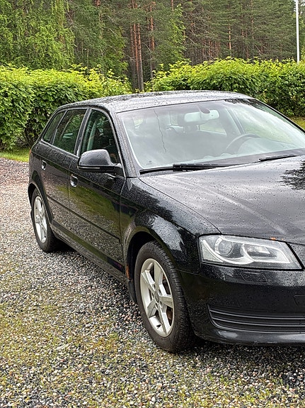 Audi A3 3 of 5