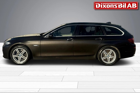 BMW 530d 2 of 5