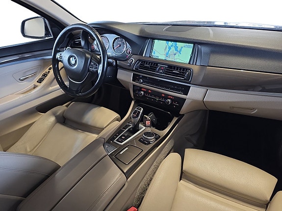 BMW 530d 12 of 16