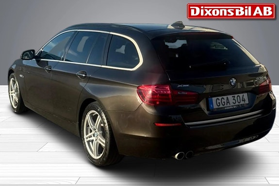 BMW 530d 4 of 5