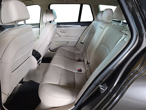 BMW 530d 11 of 16