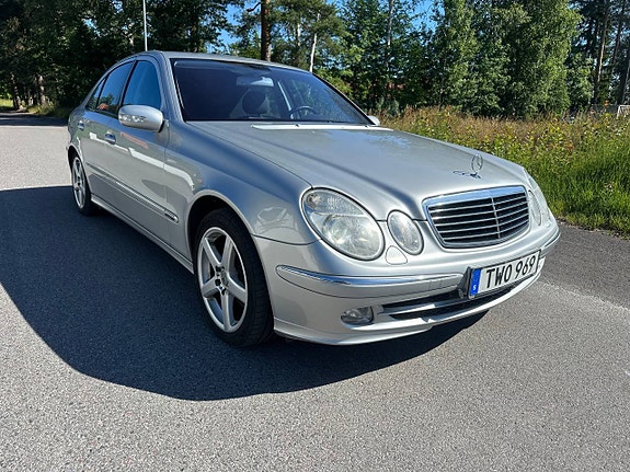 À-traktor Mercedes E 320 Nybesiktad Epa 7 of 11