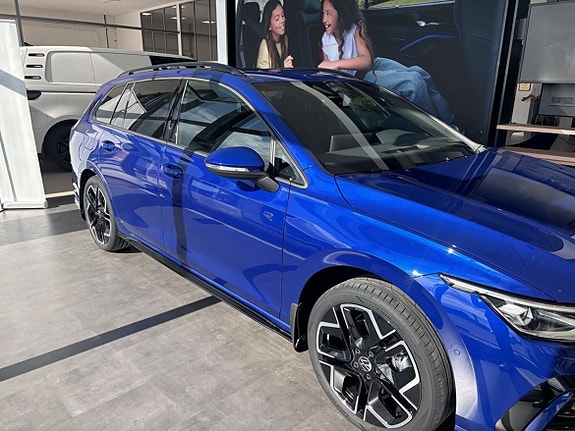 Volkswagen Golf I 3 of 5